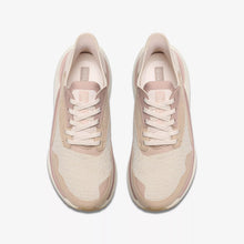 Clarks Pace Women
