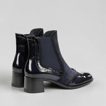 Ikia Boot