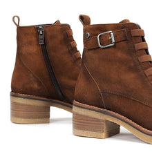 Lucero Strech Lace